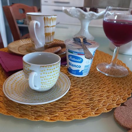 A Un Passo Da... B&B Elmas Ngoại thất bức ảnh