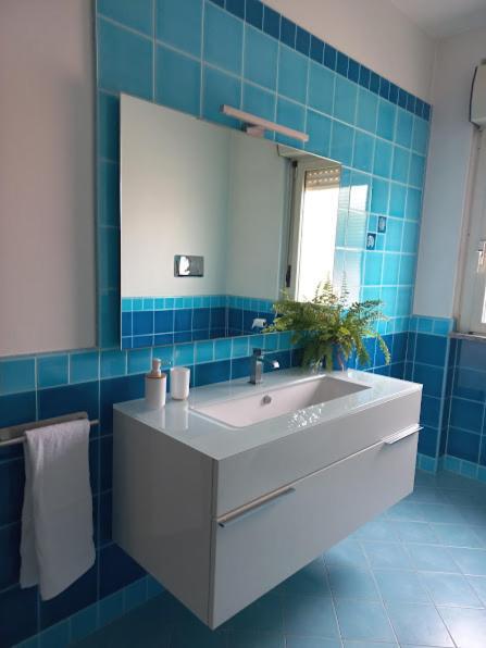 A Un Passo Da... B&B Elmas Ngoại thất bức ảnh